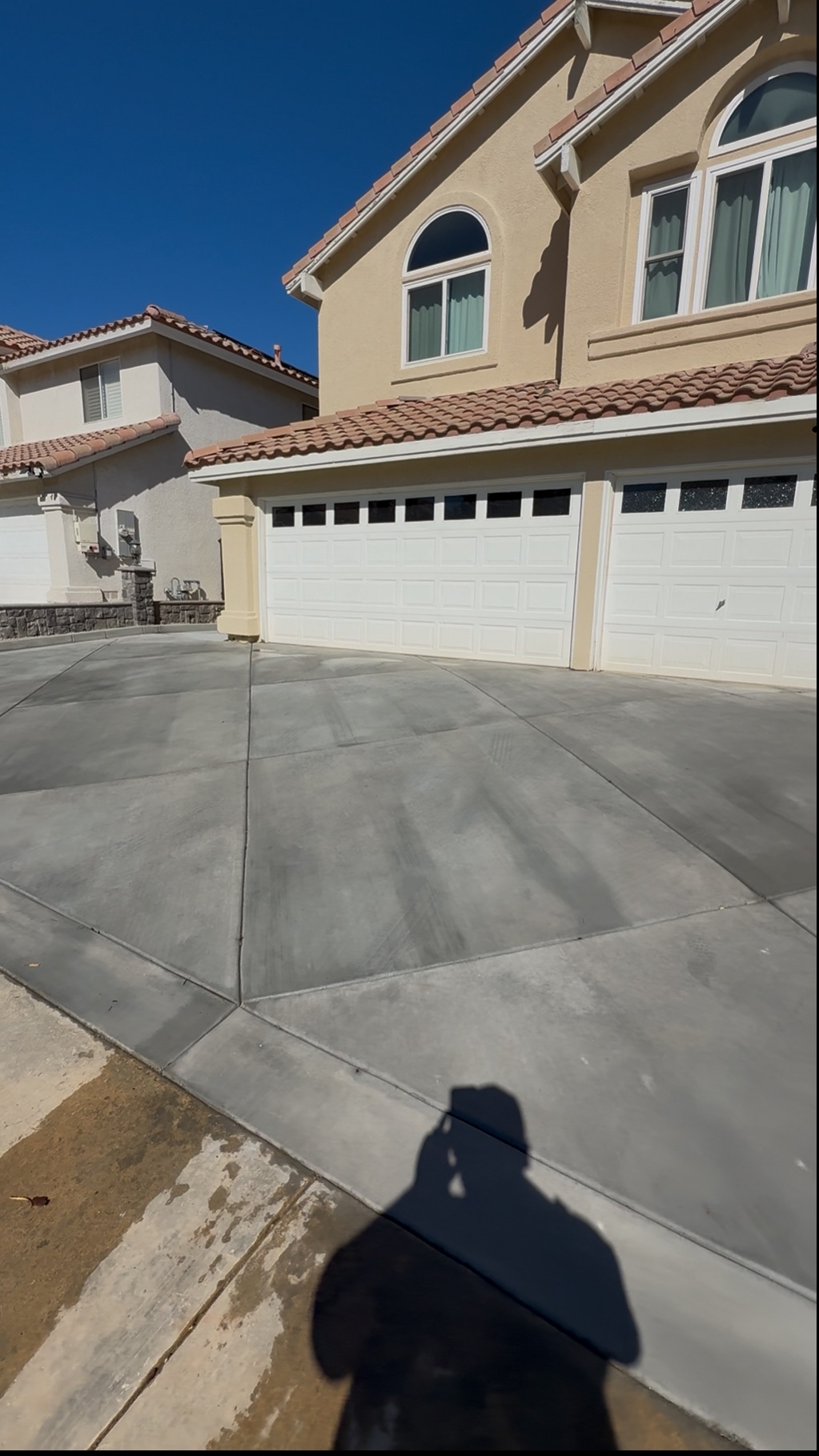 Concrete Driveway & Patio